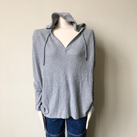 URBAN OUTFITTERS OUT FROM UNDER MAYA THERMAL HOODIE - Picture 3 of 7